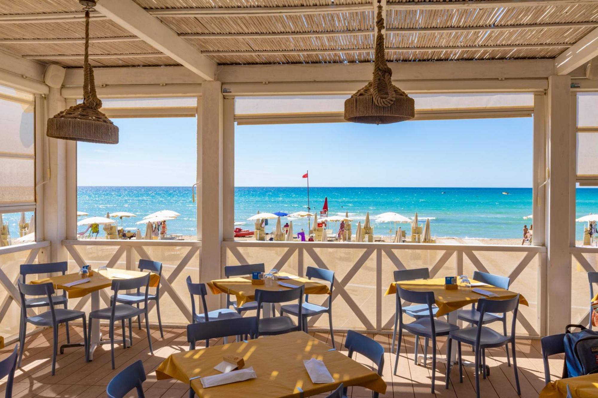 Riva di Ugento Beach Camping Resort Esterno foto
