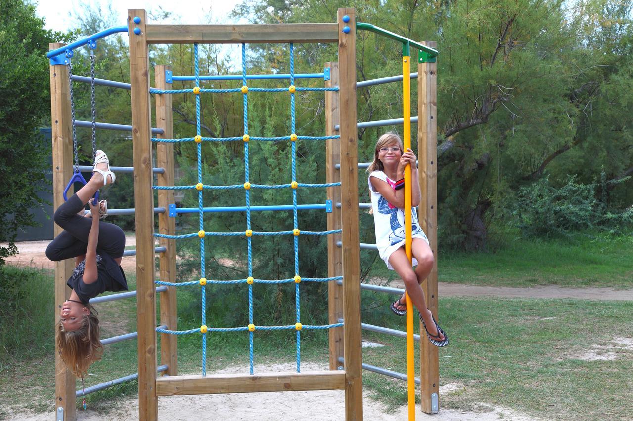 Riva di Ugento Beach Camping Resort Esterno foto